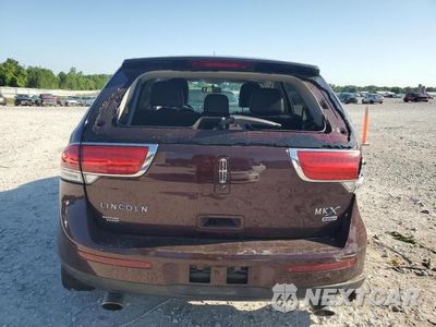 Zdjęcie 6 z 13 samochodu: 2011 LINCOLN TOWNHOUSE MKX VIN:2LMDJ8JK3BBJ12368 - miniatura