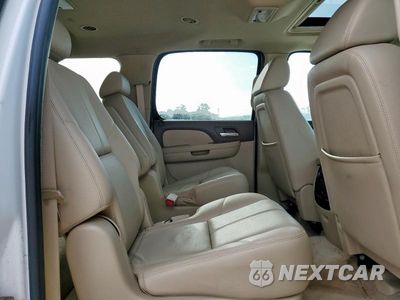 Zdjęcie 11 z 14 samochodu: 2008 GMC YUKON XL C1500 VIN:1GKFC16068R149636 - miniatura