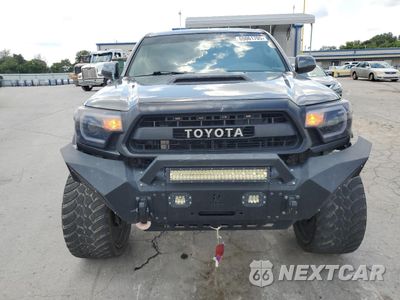 Piąte zdjęcie samochodu w środku: 2012 TOYOTA TACOMA DOUBLE CAB PRERUNNER VIN:5TFJU4GNXCX024075 - miniatura