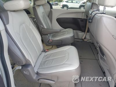 Zdjęcie 11 z 16 samochodu: 2018 CHRYSLER PACIFICA TOURING L VIN:2C4RC1BG7JR275192 - miniatura