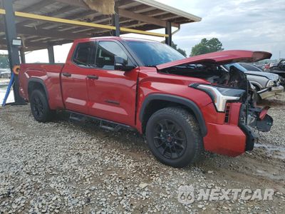 Czwarte zdjęcie samochodu z boku: 2022 TOYOTA TUNDRA DOUBLE CAB SR VIN:5TFLA5AA9NX013844 - miniatura