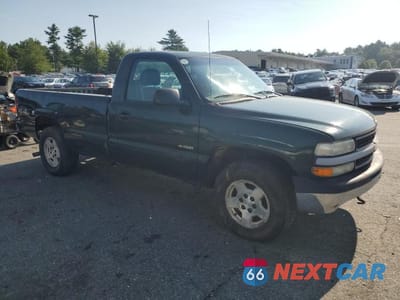 Czwarte zdjęcie samochodu z boku: 2002 CHEVROLET SILVERADO K1500 VIN:1GCEK14V22E209449 - miniatura