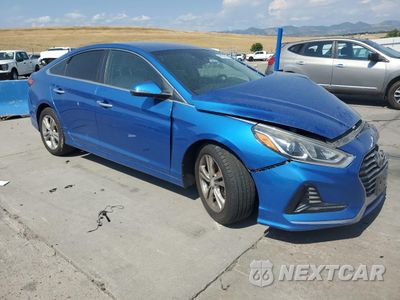 Czwarte zdjęcie samochodu z boku: 2018 HYUNDAI SONATA SPORT VIN:5NPE34AFXJH599453 - miniatura