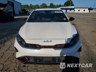 Piąte zdjęcie samochodu w środku: 2022 KIA FORTE GT LINE VIN:3KPF54AD9NE457974 - miniatura