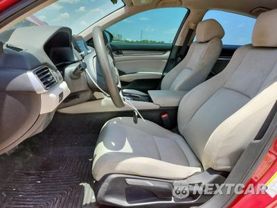 Zdjęcie 7 z 13 samochodu: 2018 HONDA ACCORD LX VIN:1HGCV1F1XJA223342 - miniatura