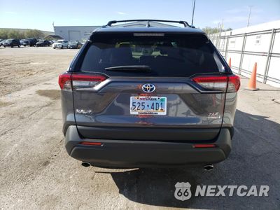 Zdjęcie 6 z 14 samochodu: 2024 TOYOTA RAV4 XLE VIN:JTMRWRFV4RD237142 - miniatura