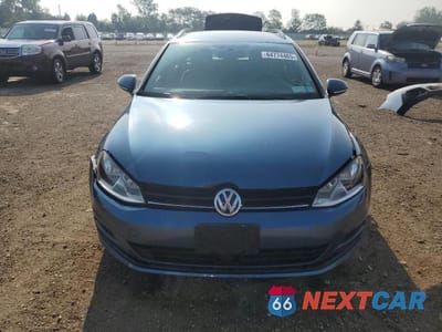Piąte zdjęcie samochodu w środku: 2017 VOLKSWAGEN GOLF SPORTWAGEN S VIN:3VW017AU8HM508052 - miniatura