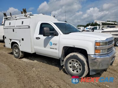 Czwarte zdjęcie samochodu z boku: 2015 CHEVROLET SILVERADO C3500 VIN:1GB3CYCG7FZ544712 - miniatura