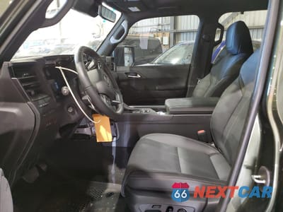 Zdjęcie 7 z 12 samochodu: 2024 LEXUS GX 550 PREMIUM/PREMIUM+ VIN:JTJTBCDX5R5034545 - miniatura
