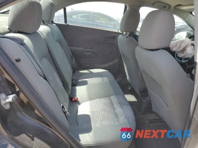 Zdjęcie 10 z 14 samochodu: 2018 CHEVROLET SONIC LS VIN:1G1JA5SH4J4131064 - miniatura