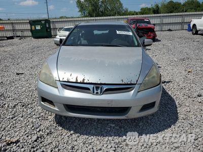Piąte zdjęcie samochodu w środku: 2007 HONDA ACCORD EX VIN:1HGCM65557A098120 - miniatura