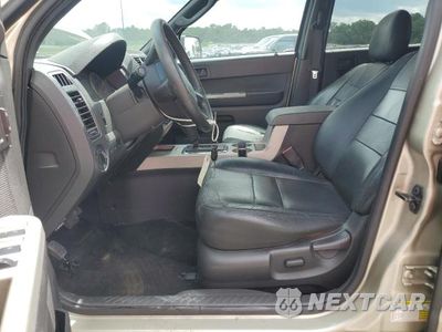 Zdjęcie 7 z 13 samochodu: 2010 FORD ESCAPE XLT VIN:1FMCU0D75AKD30646 - miniatura