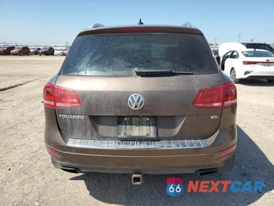 Zdjęcie 6 z 13 samochodu: 2014 VOLKSWAGEN TOUAREG V6 VIN:WVGEF9BP2ED011452 - miniatura