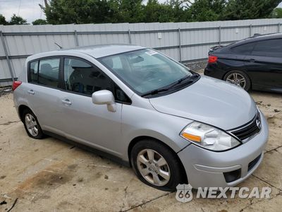 Czwarte zdjęcie samochodu z boku: 2012 NISSAN VERSA S VIN:3N1BC1CP7CK292910 - miniatura
