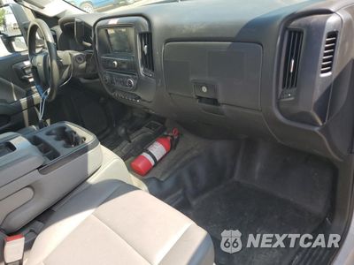 Zdjęcie 8 z 12 samochodu: 2017 CHEVROLET SILVERADO K2500 HEAVY DUTY VIN:1GC2KUEG1HZ307054 - miniatura