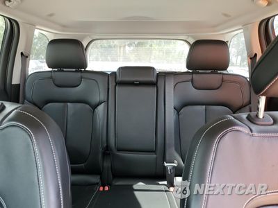 Zdjęcie 10 z 15 samochodu: 2022 JEEP GRAND CHEROKEE LIMITED VIN:1C4RJGBG2N8570730 - miniatura