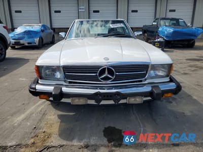 Piąte zdjęcie samochodu w środku: 1987 MERCEDES-BENZ 560 SL VIN:WDBBA48D2HA056238 - miniatura