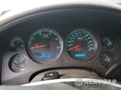 Zdjęcie 9 z 12 samochodu: 2008 GMC SIERRA K1500 VIN:2GTEK133181184361 - miniatura