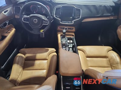 Zdjęcie 8 z 13 samochodu: 2016 VOLVO XC90 T6 VIN:YV4A22PL5G1024158 - miniatura