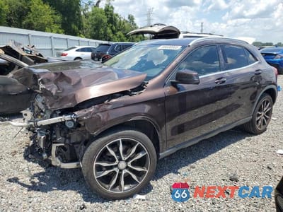 2015 MERCEDES-BENZ GLA 250 WDCTG4EB6FJ148256 - główne zdjęcie licytacji z USA - miniatura