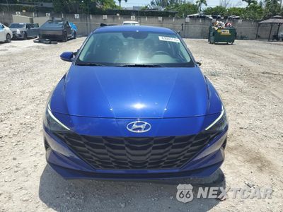 Piąte zdjęcie samochodu w środku: 2022 HYUNDAI ELANTRA SE VIN:KMHLL4AG0NU364549 - miniatura
