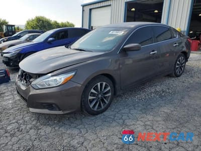 2017 NISSAN ALTIMA 2.5 1N4AL3AP6HC190038 - główne zdjęcie licytacji z USA - miniatura
