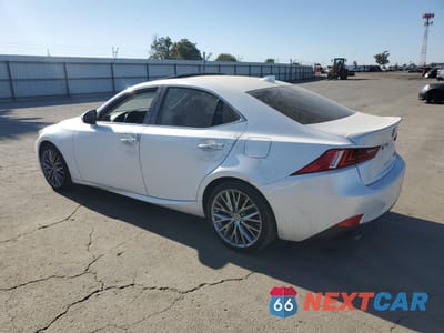 Drugie zdjęcie samochodu z przodu: 2016 LEXUS IS 200T VIN:JTHBA1D2XG5017584 - miniatura