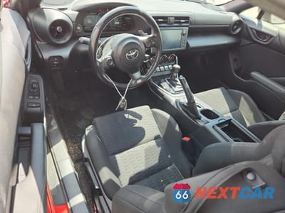 Zdjęcie 8 z 15 samochodu: 2022 TOYOTA GR 86 VIN:JF1ZNBC13N8754243 - miniatura