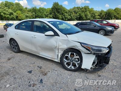 Czwarte zdjęcie samochodu z boku: 2020 KIA FORTE FE VIN:3KPF24AD9LE260812 - miniatura