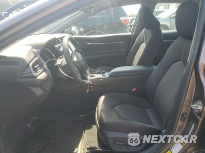 Zdjęcie 7 z 12 samochodu: 2020 TOYOTA CAMRY LE VIN:4T1C31AK3LU527890 - miniatura
