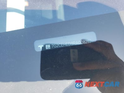 Zdjęcie 12 z 12 samochodu: 2024 TESLA CYBERTRUCK VIN:7G2CEHED9RA008292 - miniatura