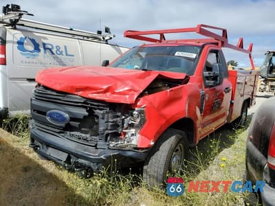 2018 FORD F350 SUPER DUTY 1FDRF3ET7JEB52173 - główne zdjęcie licytacji z USA - miniatura