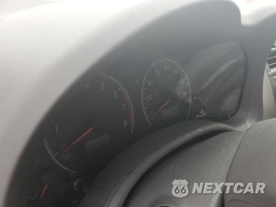 Zdjęcie 9 z 12 samochodu: 2009 TOYOTA COROLLA BASE VIN:JTDBL40E099020082 - miniatura