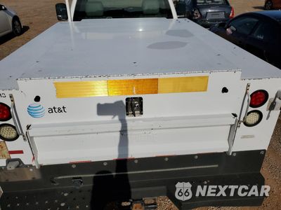 Zdjęcie 10 z 12 samochodu: 2013 CHEVROLET SILVERADO C3500 VIN:1GB3CZCG2DF226226 - miniatura