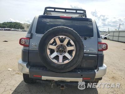 Zdjęcie 6 z 13 samochodu: 2014 TOYOTA FJ CRUISER VIN:JTEBU4BF3EK183441 - miniatura