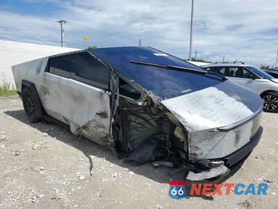 Czwarte zdjęcie samochodu z boku: 2024 TESLA CYBERTRUCK VIN:7G2CEHED4RA000603 - miniatura