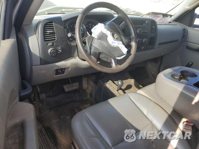 Zdjęcie 8 z 15 samochodu: 2011 CHEVROLET SILVERADO K2500 HEAVY DUTY VIN:1GB2KVCG0BZ448718 - miniatura