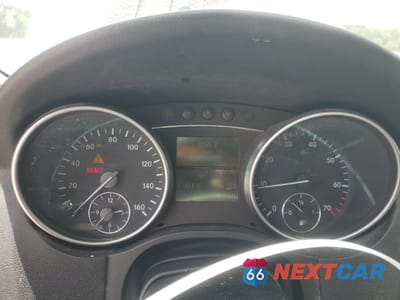 Zdjęcie 9 z 13 samochodu: 2006 MERCEDES-BENZ ML 350 VIN:4JGBB86E66A006873 - miniatura