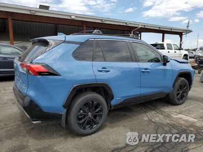 Trzecie zdjęcie samochodu z tyłu: 2024 TOYOTA RAV4 SE VIN:2T3T6RFV6RW059078 - miniatura