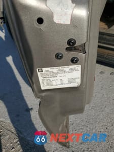 Zdjęcie 13 z 13 samochodu: 2002 GMC YUKON XL C1500 VIN:1GKEC16Z42J158660 - miniatura