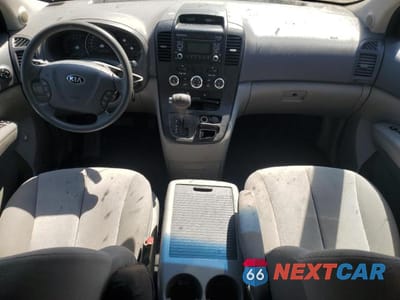 Zdjęcie 8 z 13 samochodu: 2014 KIA SEDONA LX VIN:KNDMG4C7XE6577779 - miniatura