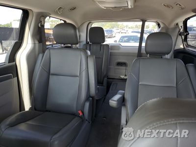 Zdjęcie 10 z 13 samochodu: 2011 VOLKSWAGEN ROUTAN SE VIN:2V4RW3DG1BR802957 - miniatura