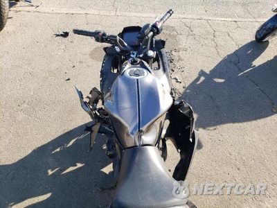 Zdjęcie 6 z 9 samochodu: 2021 KAWASAKI EX650 M VIN:ML5EXEM19MDA30224 - miniatura