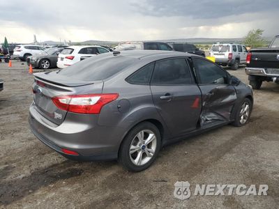 Trzecie zdjęcie samochodu z tyłu: 2012 FORD FOCUS SE VIN:1FAHP3F21CL130404 - miniatura