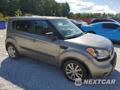 Czwarte zdjęcie samochodu z boku: 2011 KIA SOUL + VIN:KNDJT2A29B7341043 - miniatura