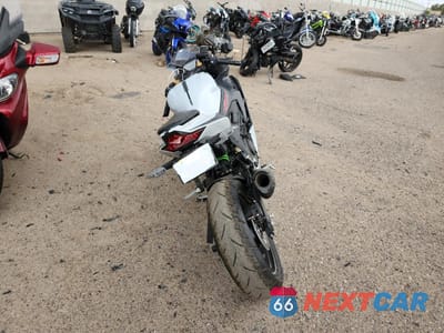 Czwarte zdjęcie samochodu z boku: 2025 KAWASAKI ZX400 S VIN:ML5ZXCS18SDA39311 - miniatura