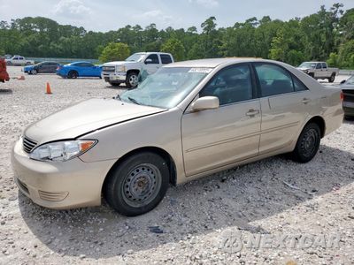 2005 TOYOTA CAMRY LE 4T1BE32KX5U969536 - główne zdjęcie licytacji z USA - miniatura