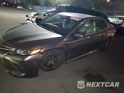 2018 TOYOTA CAMRY L 4T1B11HK1JU016778 - główne zdjęcie licytacji z USA - miniatura