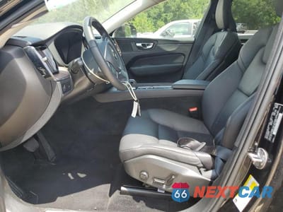 Zdjęcie 7 z 13 samochodu: 2022 VOLVO XC60 B5 MOMENTUM B5 MOMENTUM VIN:YV4L12RKXN1990910 - miniatura