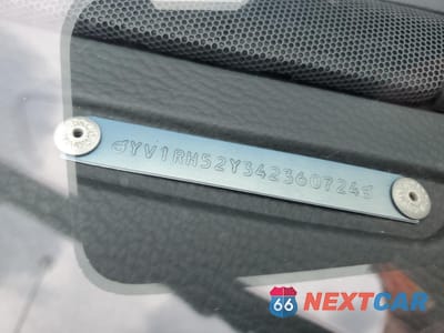 Zdjęcie 12 z 12 samochodu: 2004 VOLVO S60 R VIN:YV1RH52Y342360724 - miniatura